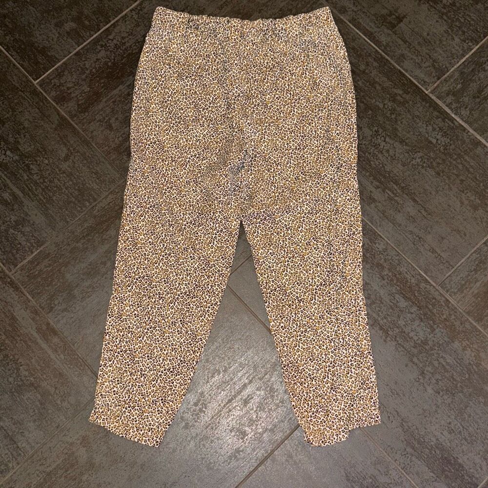 Banana Republic Women’s Leopard print Tencil Pant - Picture 5 of 8